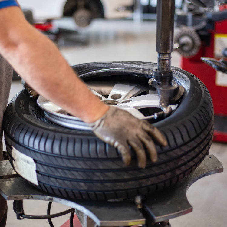 Barlow's Tire Installation Service